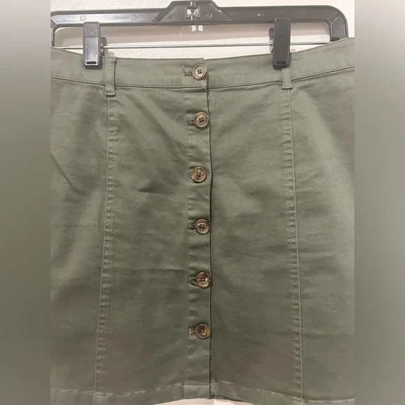 Forever 21 size Large skirt - Picture 2 of 4